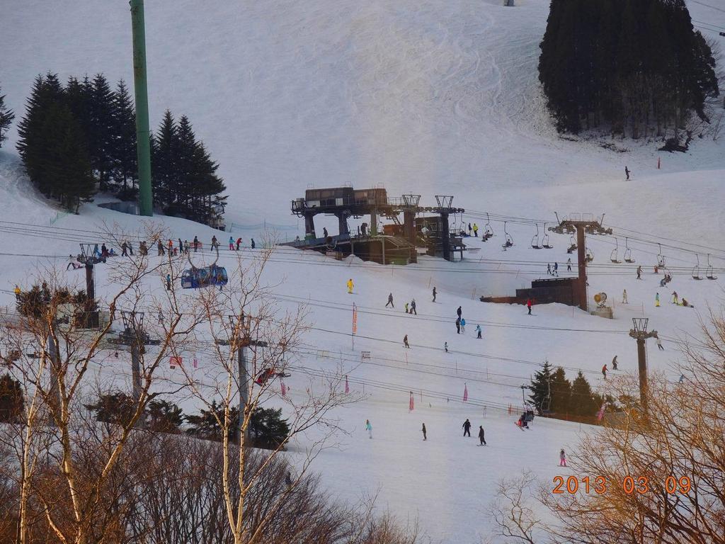Naeba Lodge Oka Yuzawa  Eksteriør billede