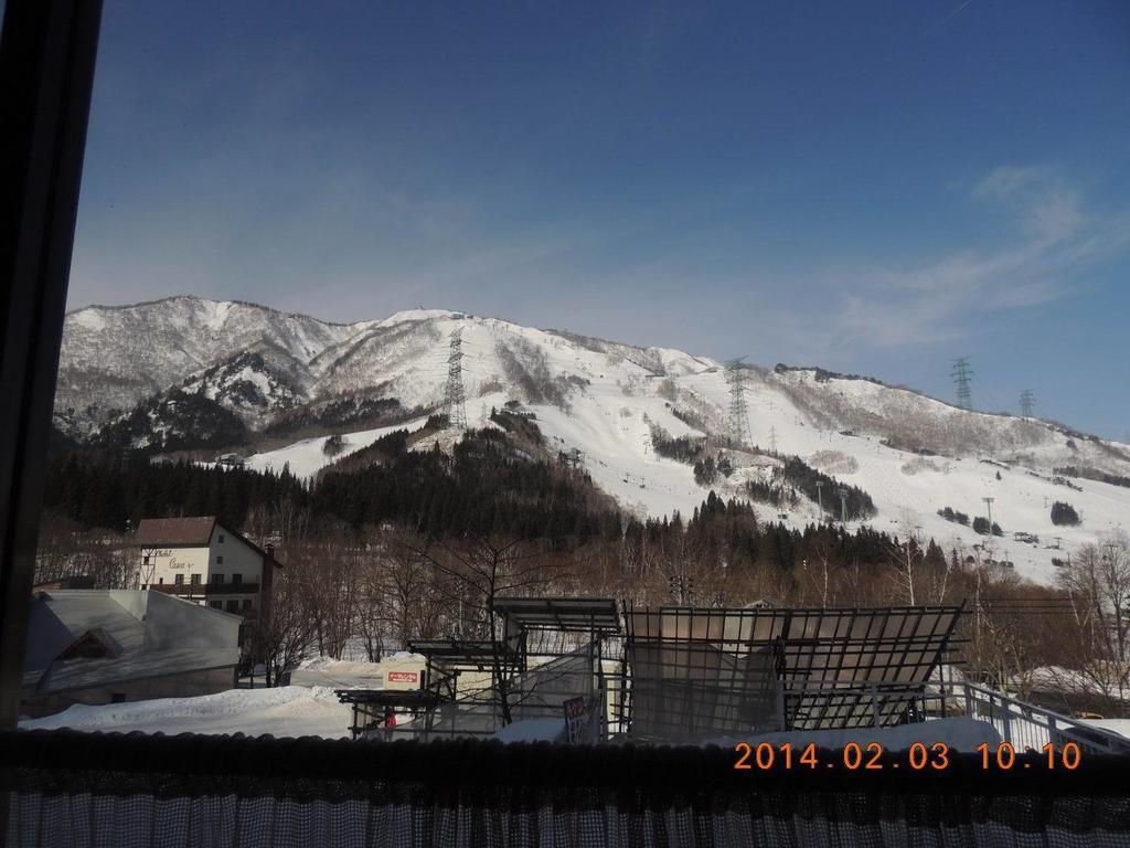 Naeba Lodge Oka Yuzawa  Eksteriør billede